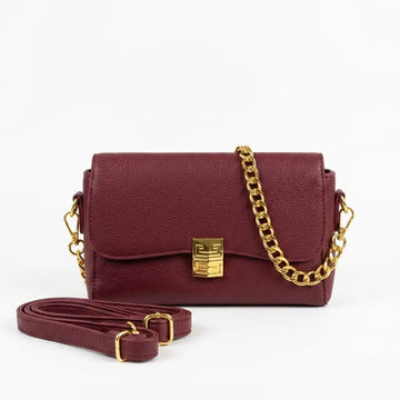 Burgundy Chain Crossbody Bag – Luxury Style Shoulder Purse with Gold Hardware